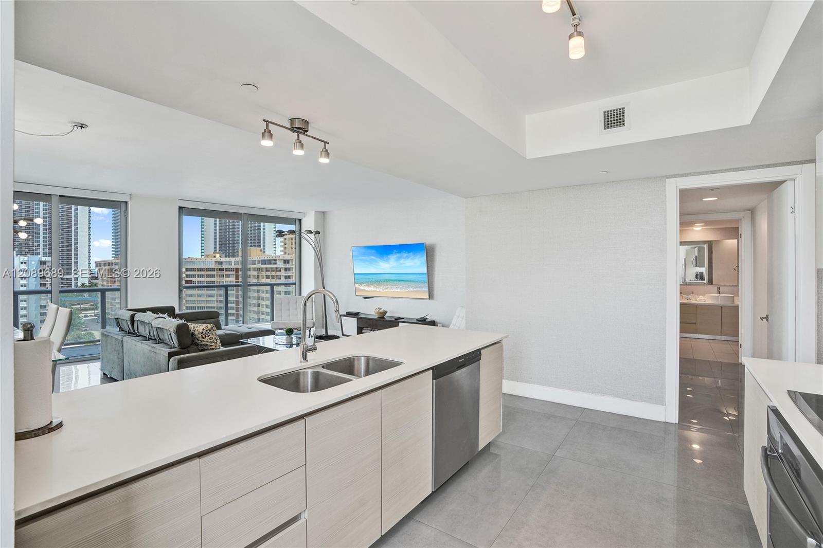 2600 E Hallandale Beach Blvd Unit: T1002