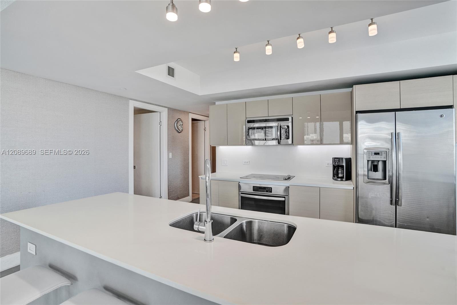 2600 E Hallandale Beach Blvd Unit: T1002