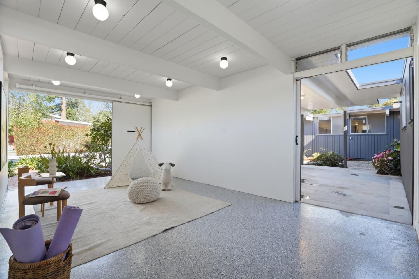 3862 Mumford Place