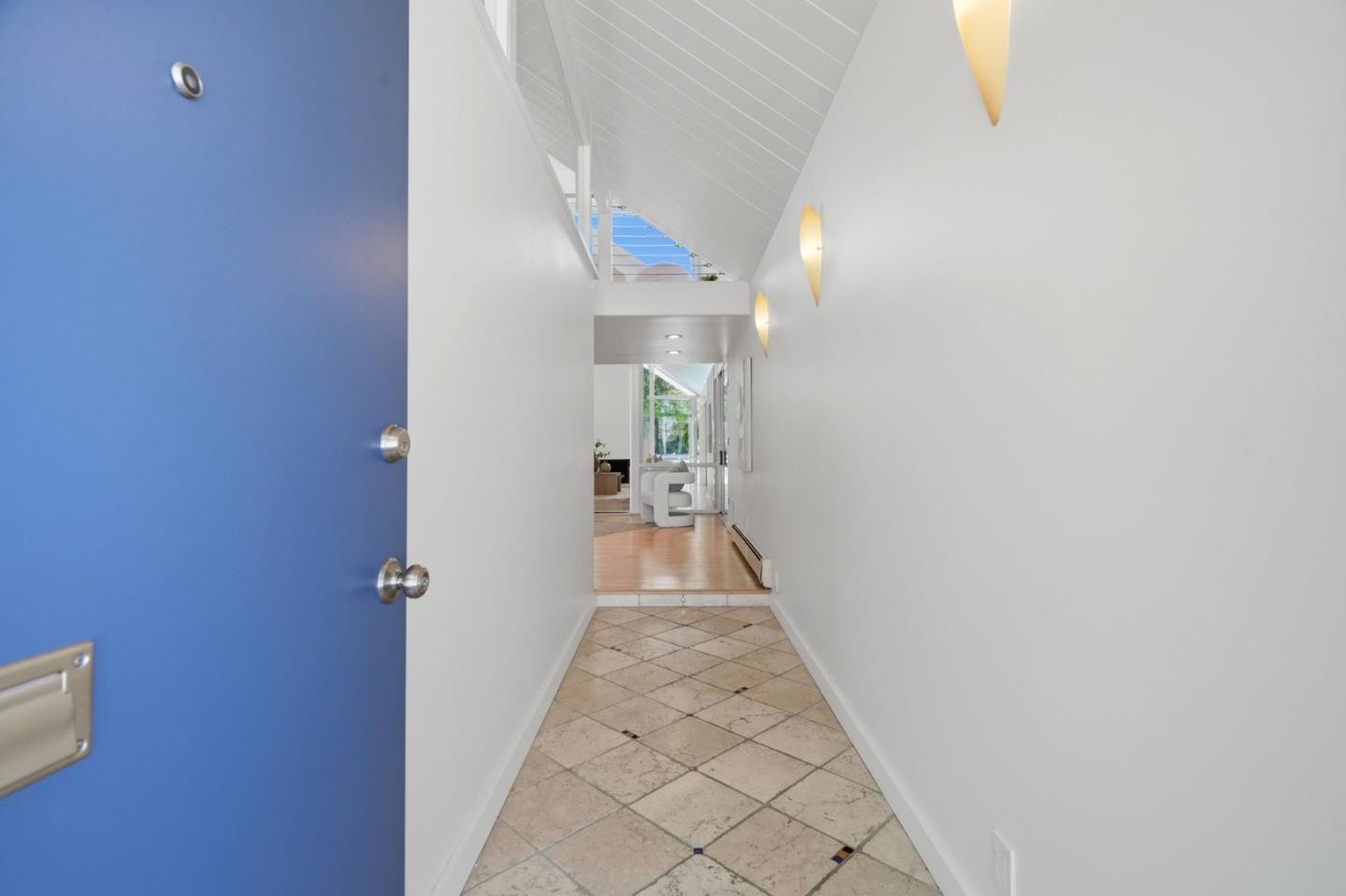 941 Eichler DR