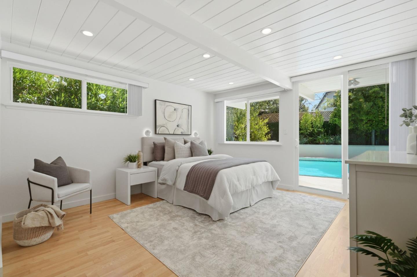 941 Eichler DR