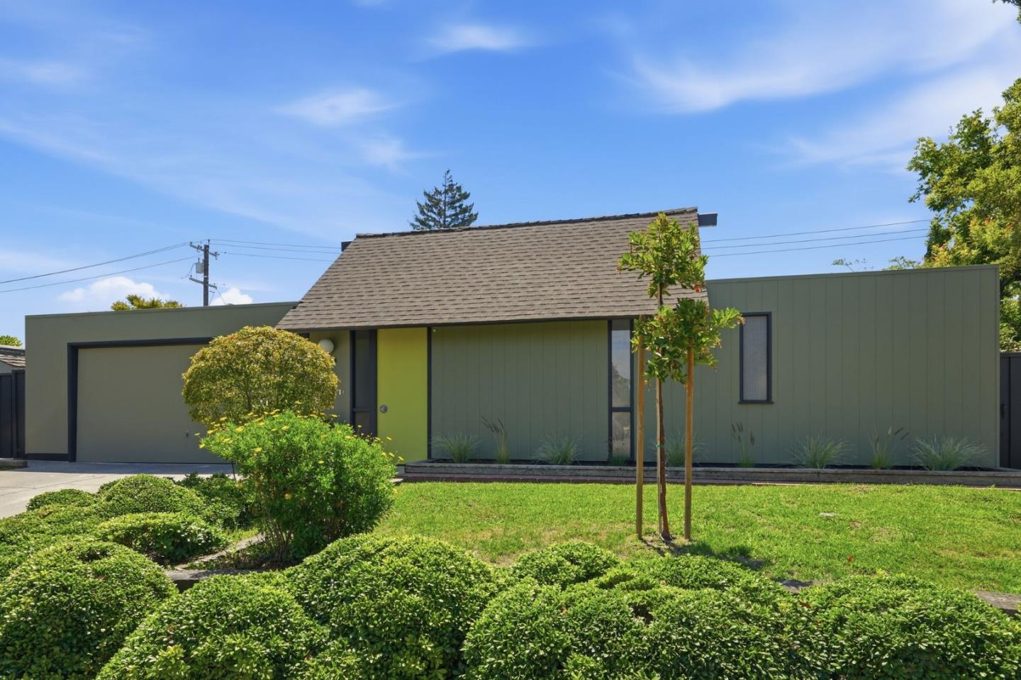 816 Lennox CT