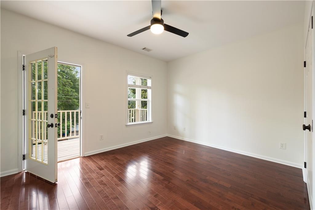 1124 Standard Drive NE