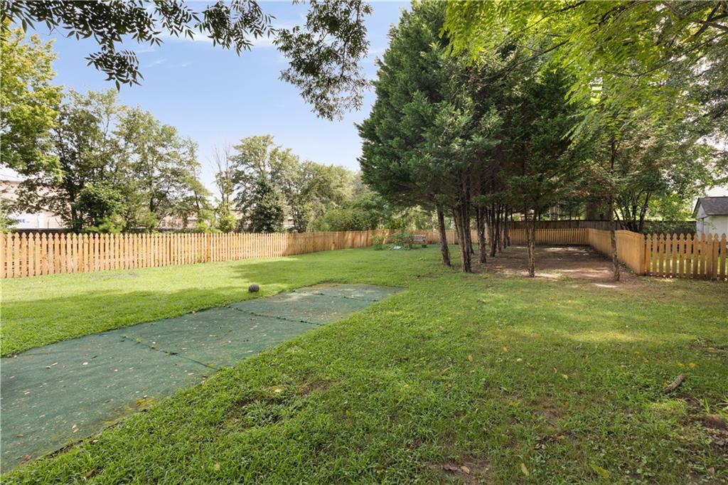 1124 Standard Drive NE