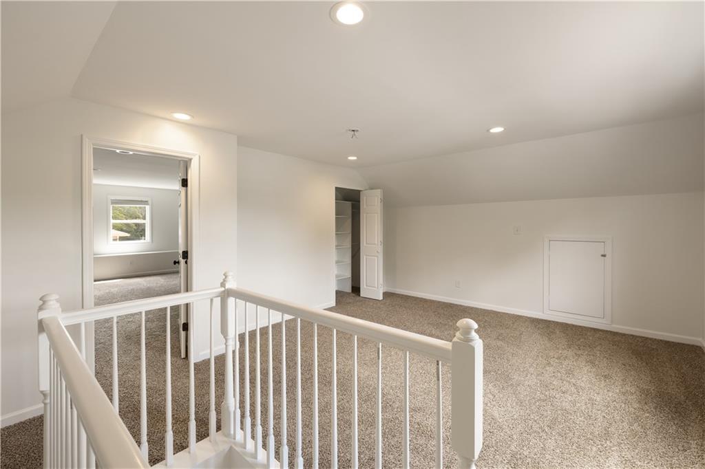 1124 Standard Drive NE