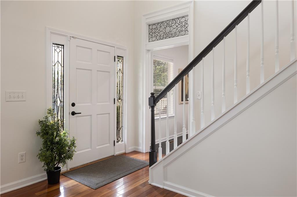 1124 Standard Drive NE