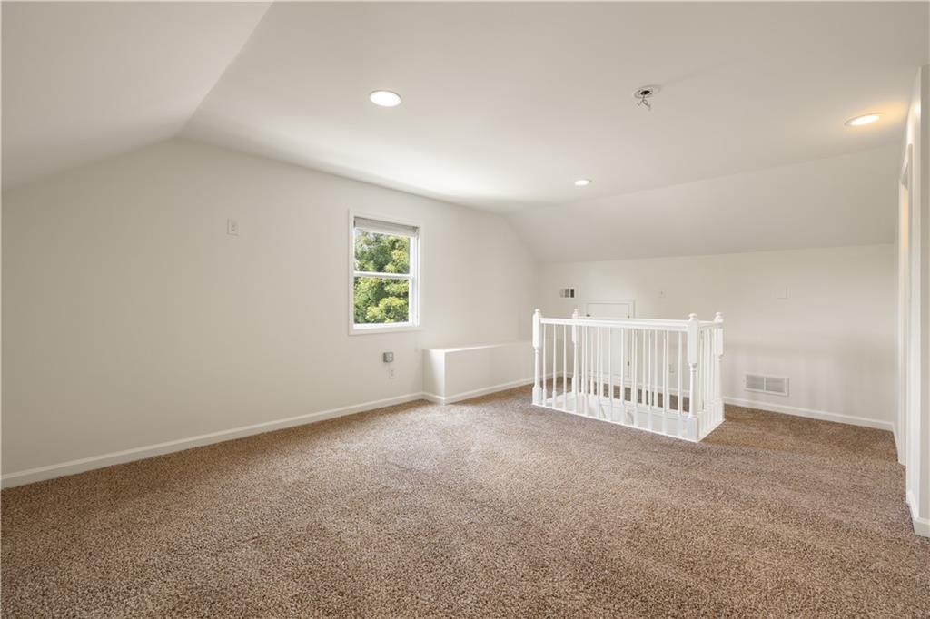 1124 Standard Drive NE