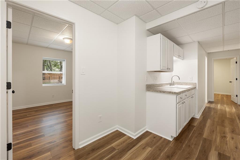 1124 Standard Drive NE