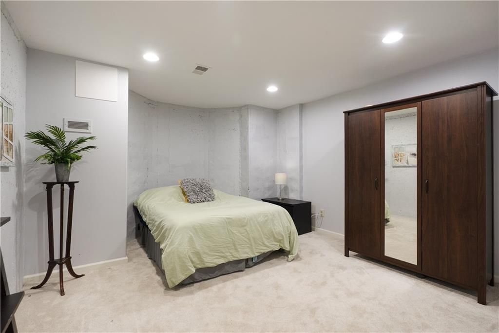 122 Birmingham Walk