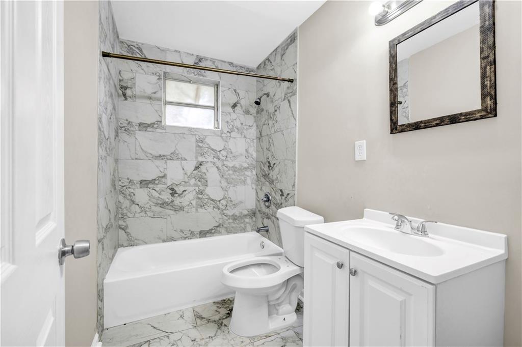 305 S 18th Street