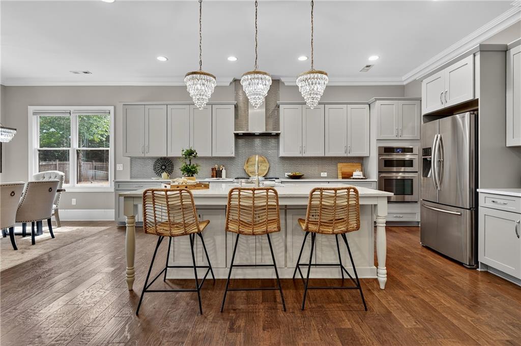 4916 Kentwood Drive