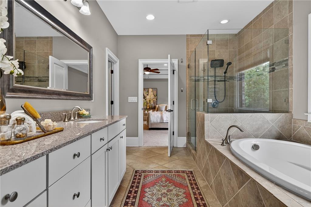 4916 Kentwood Drive