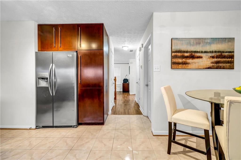 1405 Overland Crossing