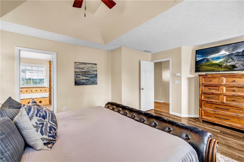 1405 Overland Crossing