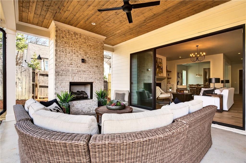 1326 Oaklawn Avenue NE