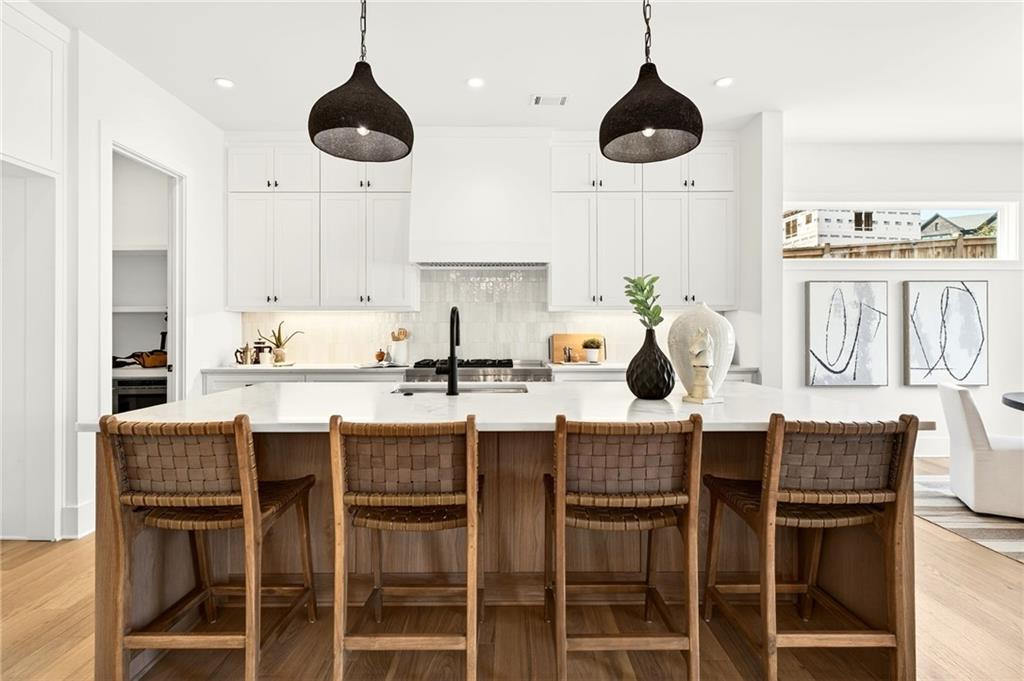 1326 Oaklawn Avenue NE