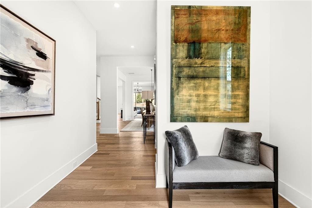 1326 Oaklawn Avenue NE