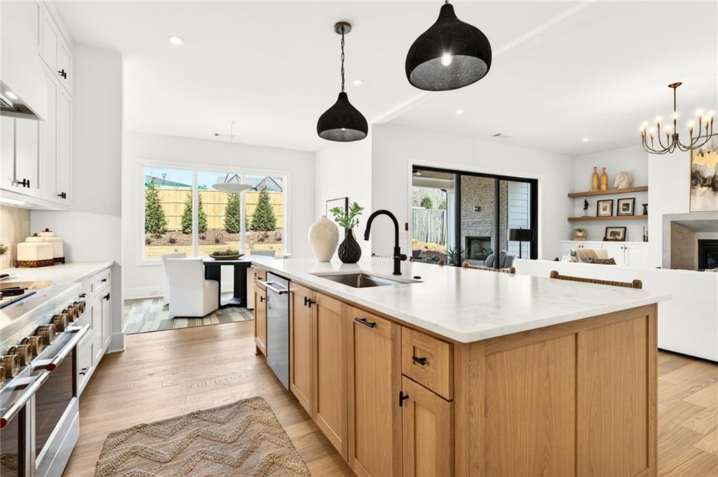 1326 Oaklawn Avenue NE