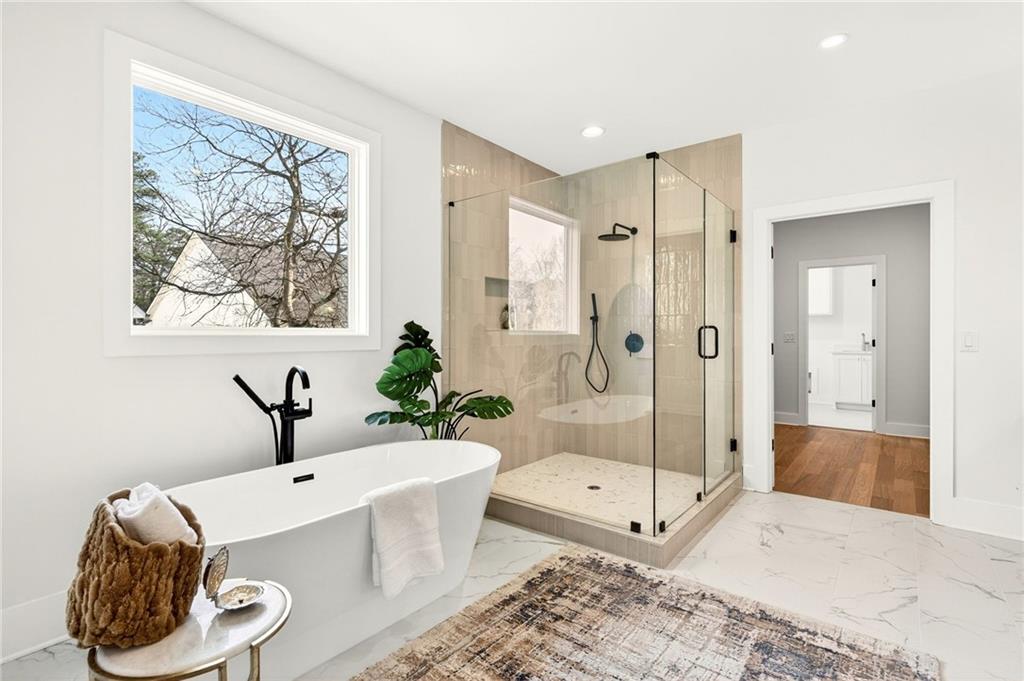 1326 Oaklawn Avenue NE