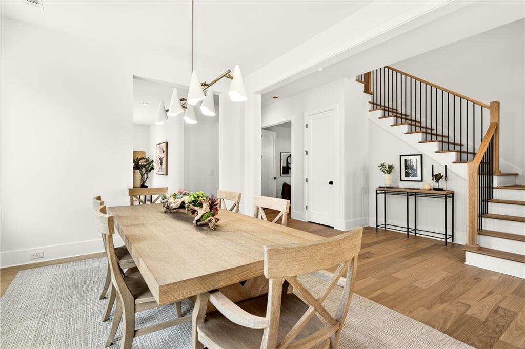 1326 Oaklawn Avenue NE