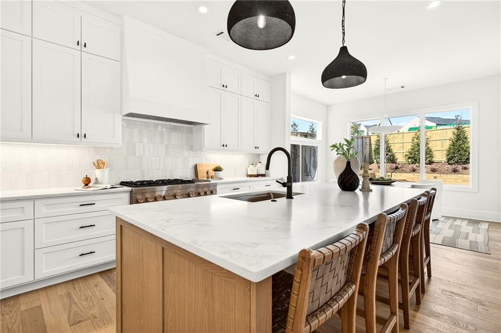 1326 Oaklawn Avenue NE