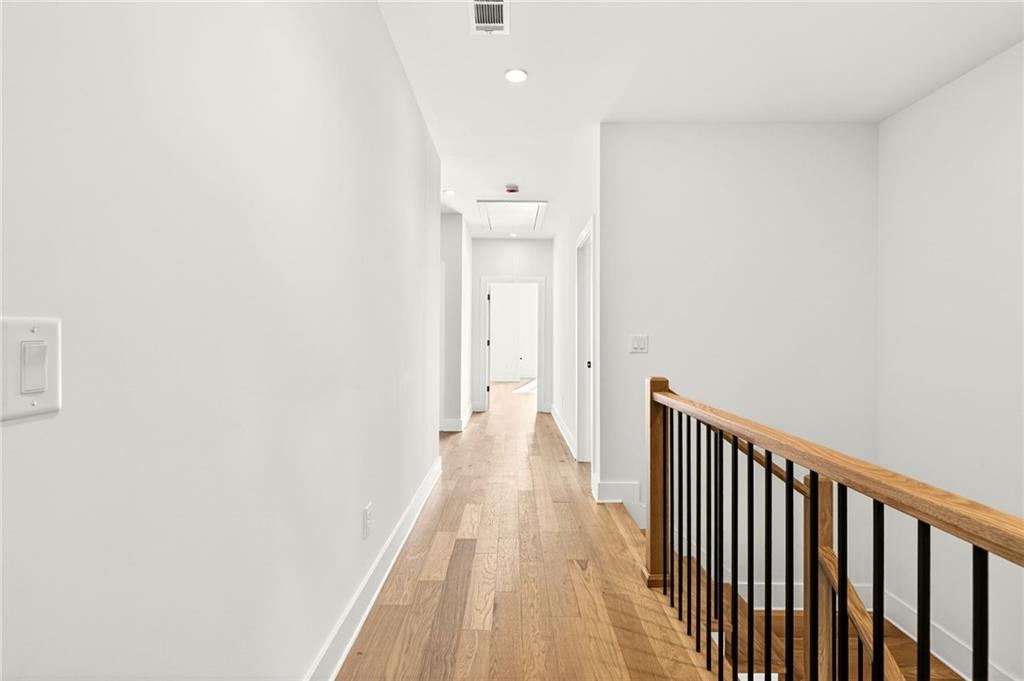 1326 Oaklawn Avenue NE