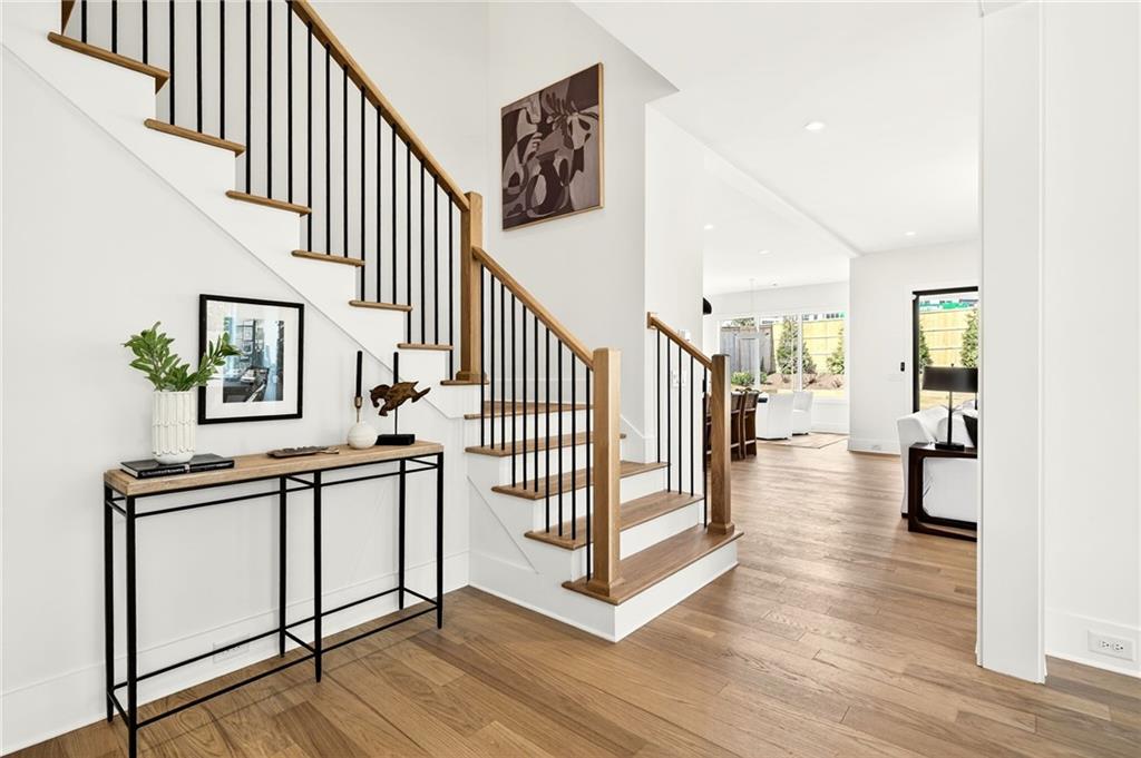 1326 Oaklawn Avenue NE