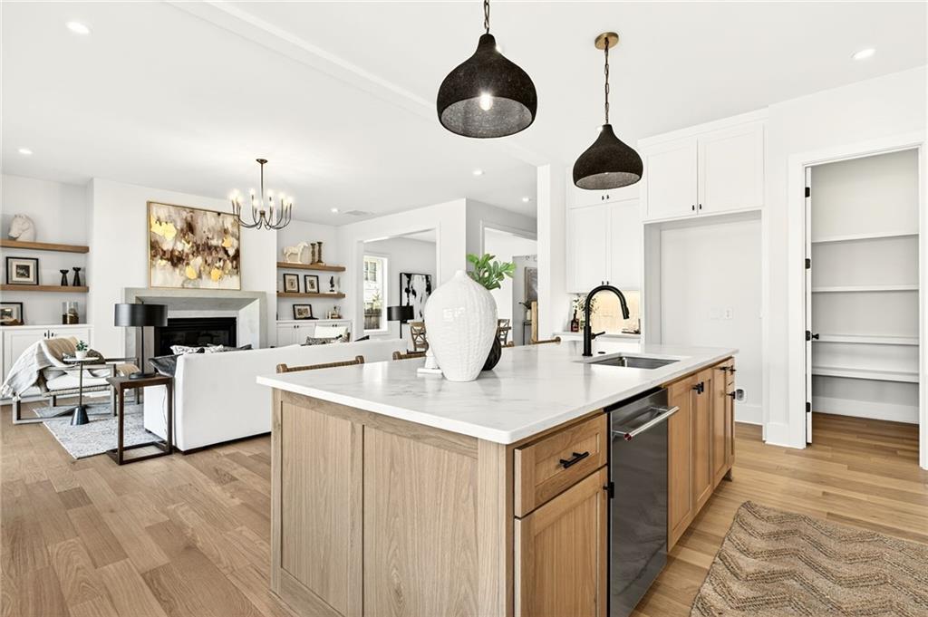 1326 Oaklawn Avenue NE