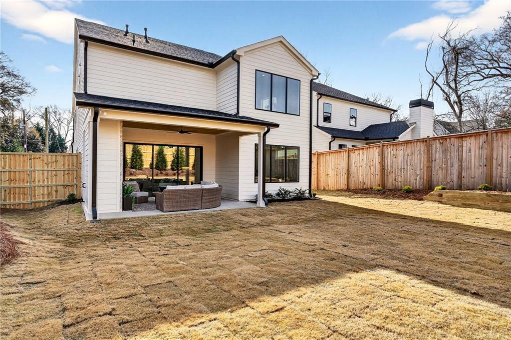 1326 Oaklawn Avenue NE