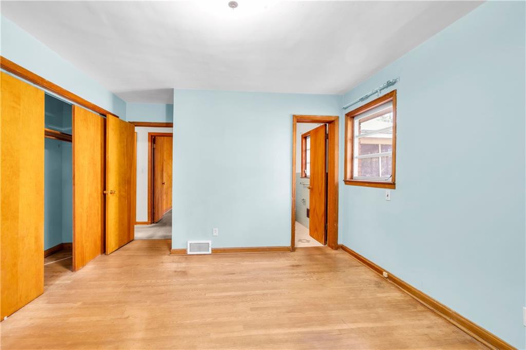 2425 Melinda Court NE