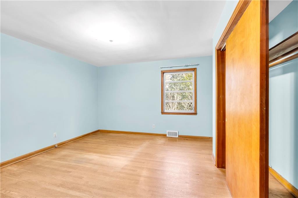 2425 Melinda Court NE