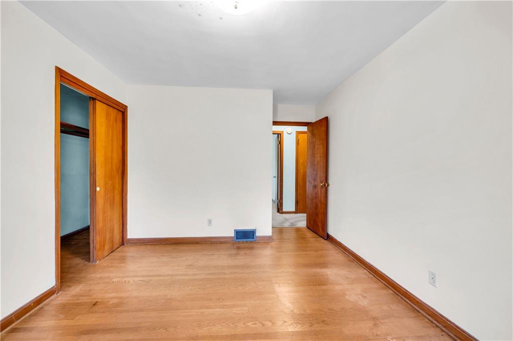 2425 Melinda Court NE