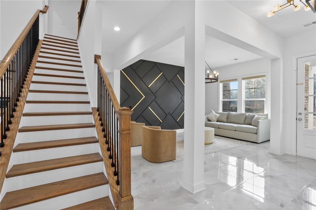 3745 Heddington Lane NE