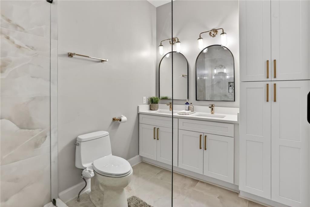 3745 Heddington Lane NE