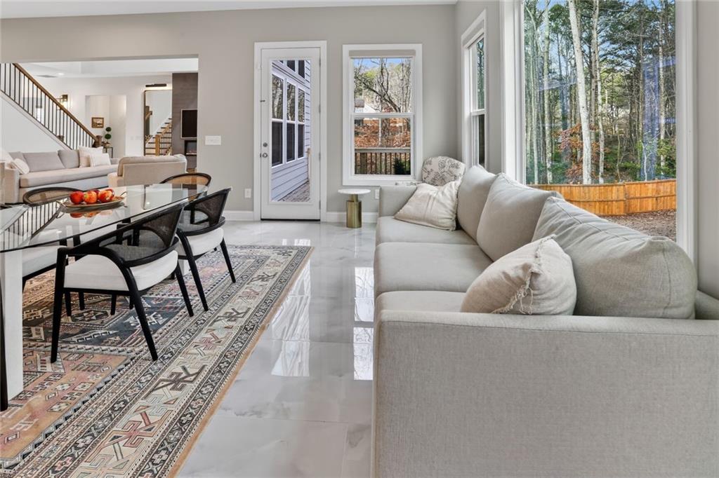 3745 Heddington Lane NE