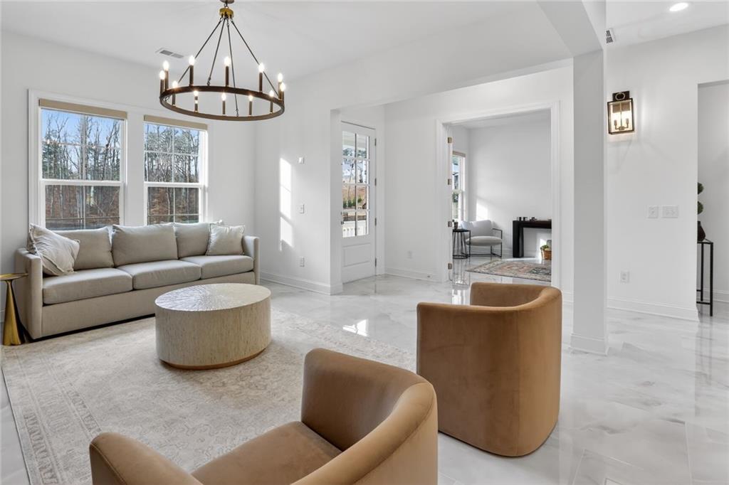 3745 Heddington Lane NE