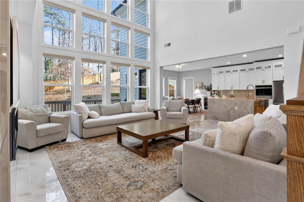 3745 Heddington Lane NE