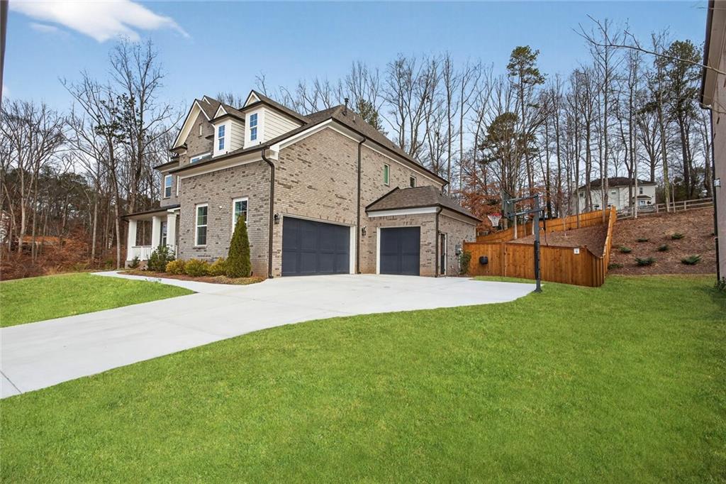 3745 Heddington Lane NE