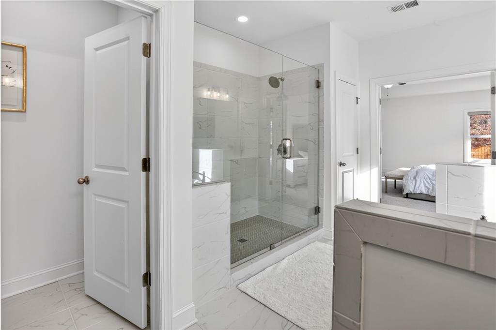 3745 Heddington Lane NE