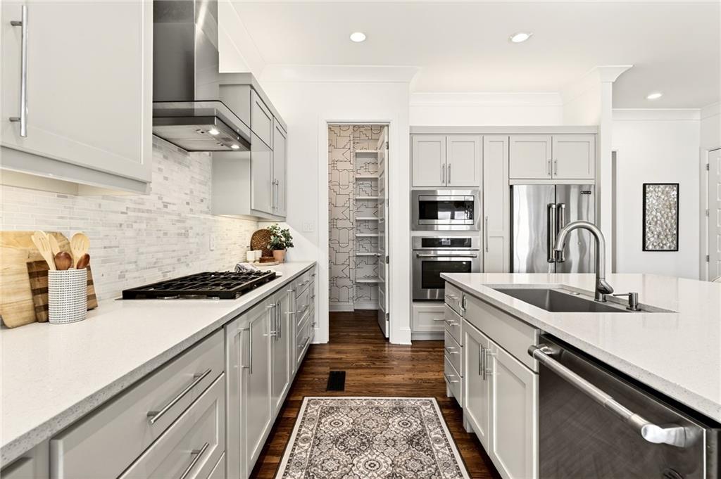 1155 Mcconnell Drive