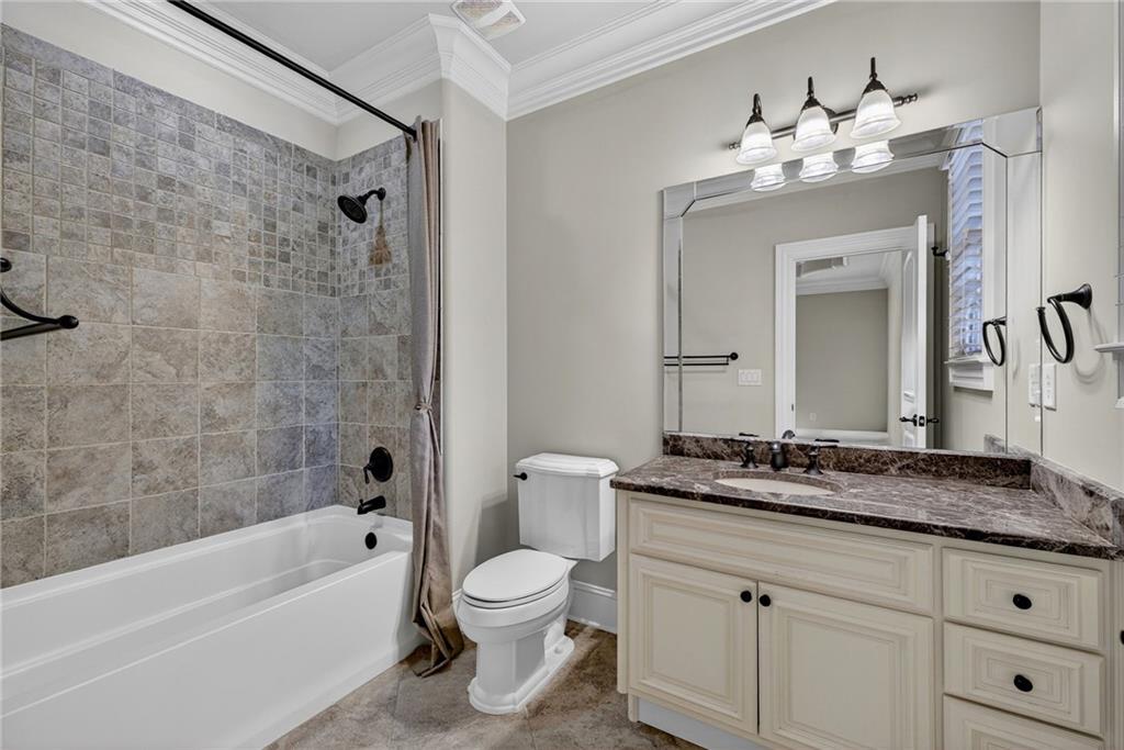 840 Camden Park Court NE