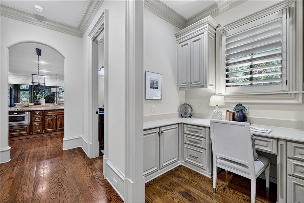 840 Camden Park Court NE