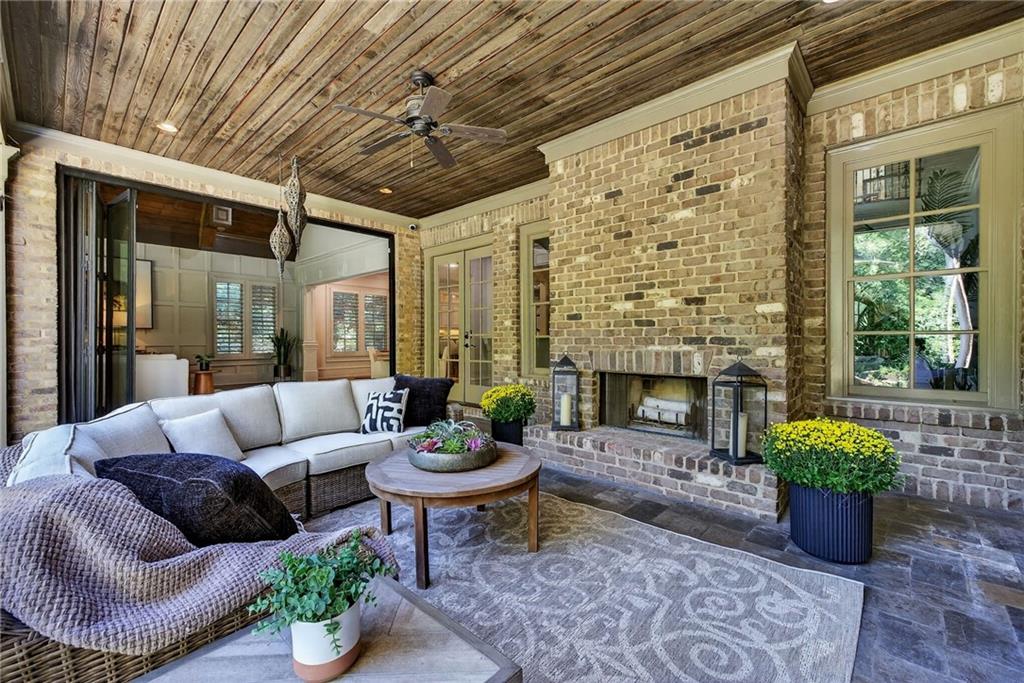 840 Camden Park Court NE