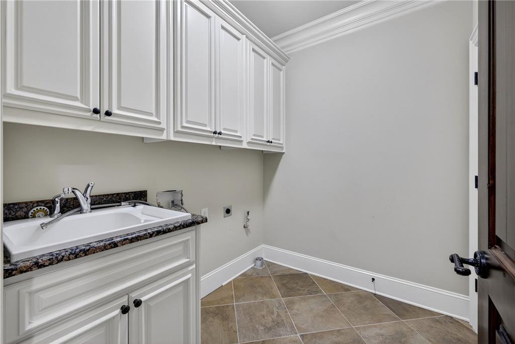 840 Camden Park Court NE