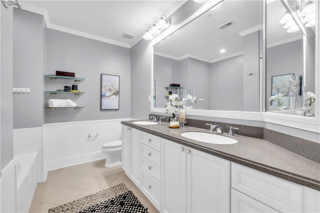 4100 Paces Walk SE Unit 2304