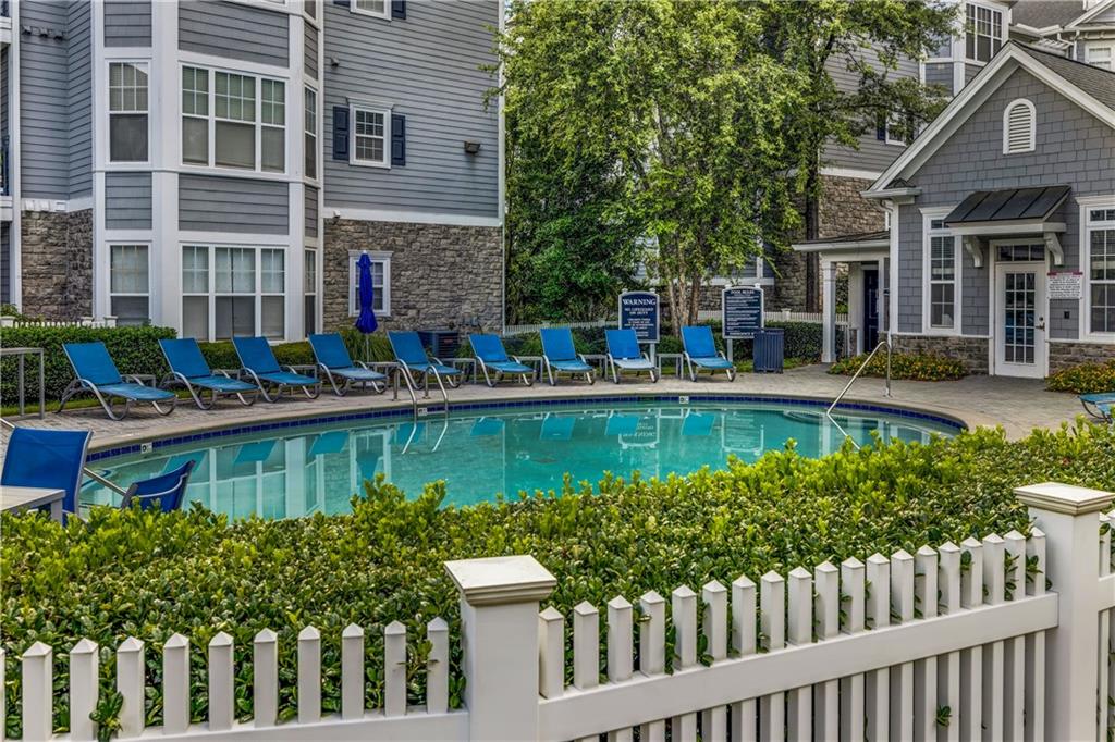 4100 Paces Walk SE Unit 2304