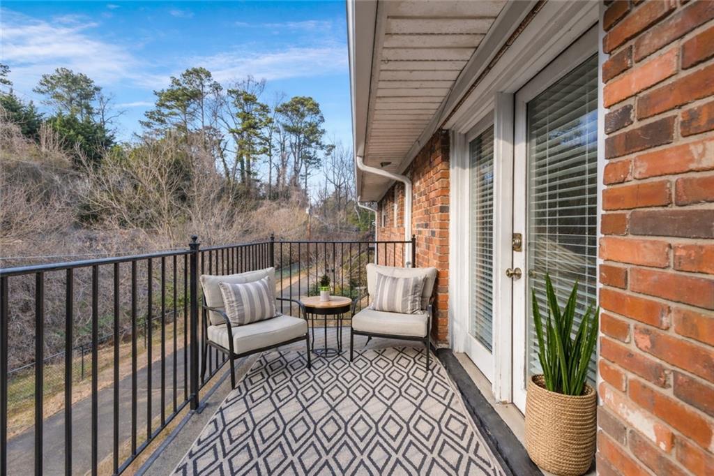 510 Coventry Road Unit 15D