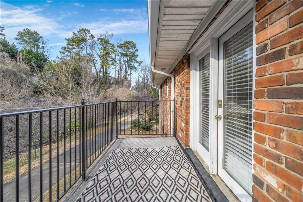 510 Coventry Road Unit 15D