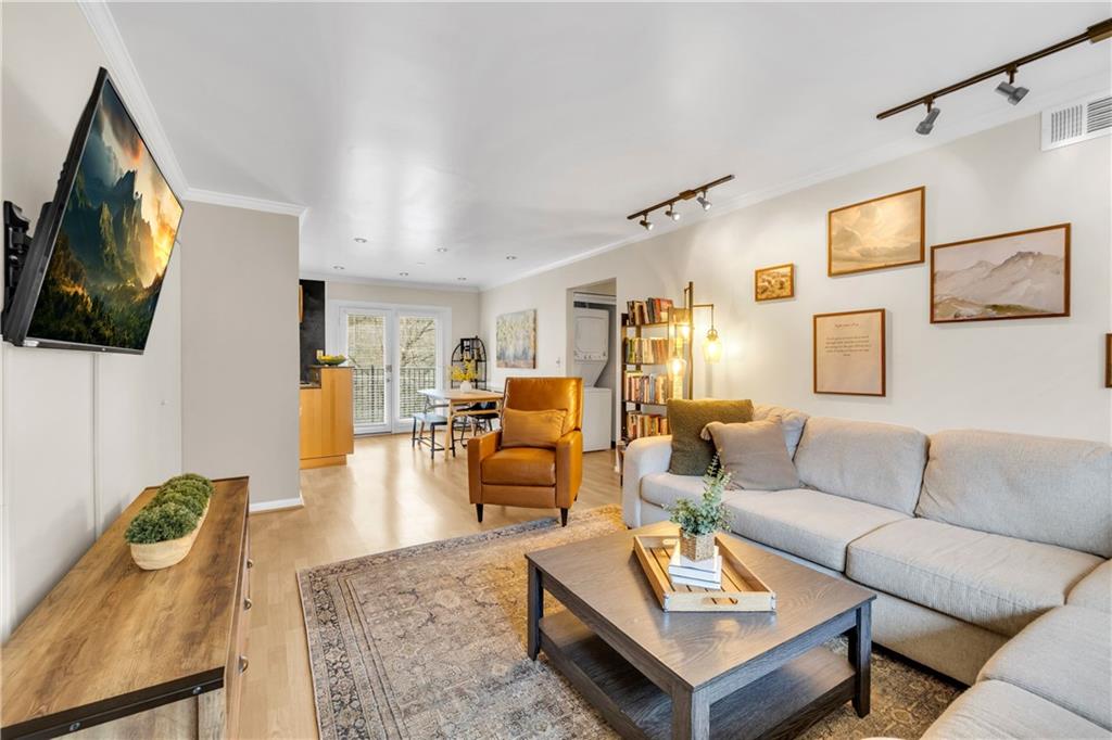 510 Coventry Road Unit 15D