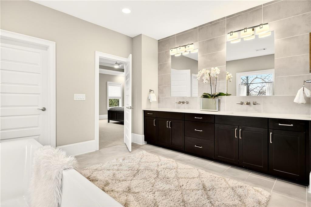 2280 Garrison Street NE